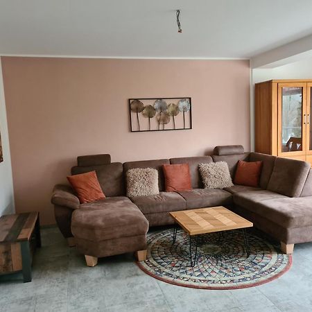 Ferienwohnung Burgblick Pelm Esterno foto