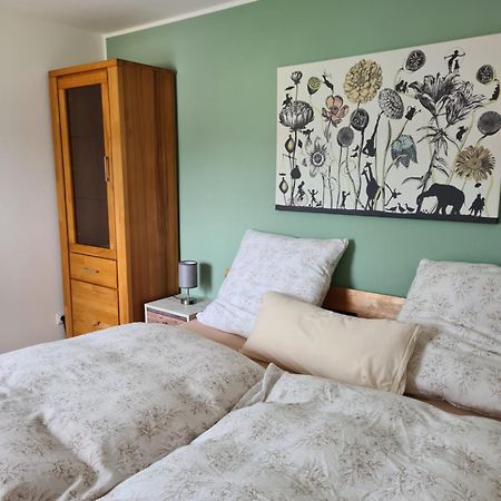 Ferienwohnung Burgblick Pelm Esterno foto