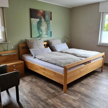 Ferienwohnung Burgblick Pelm Esterno foto