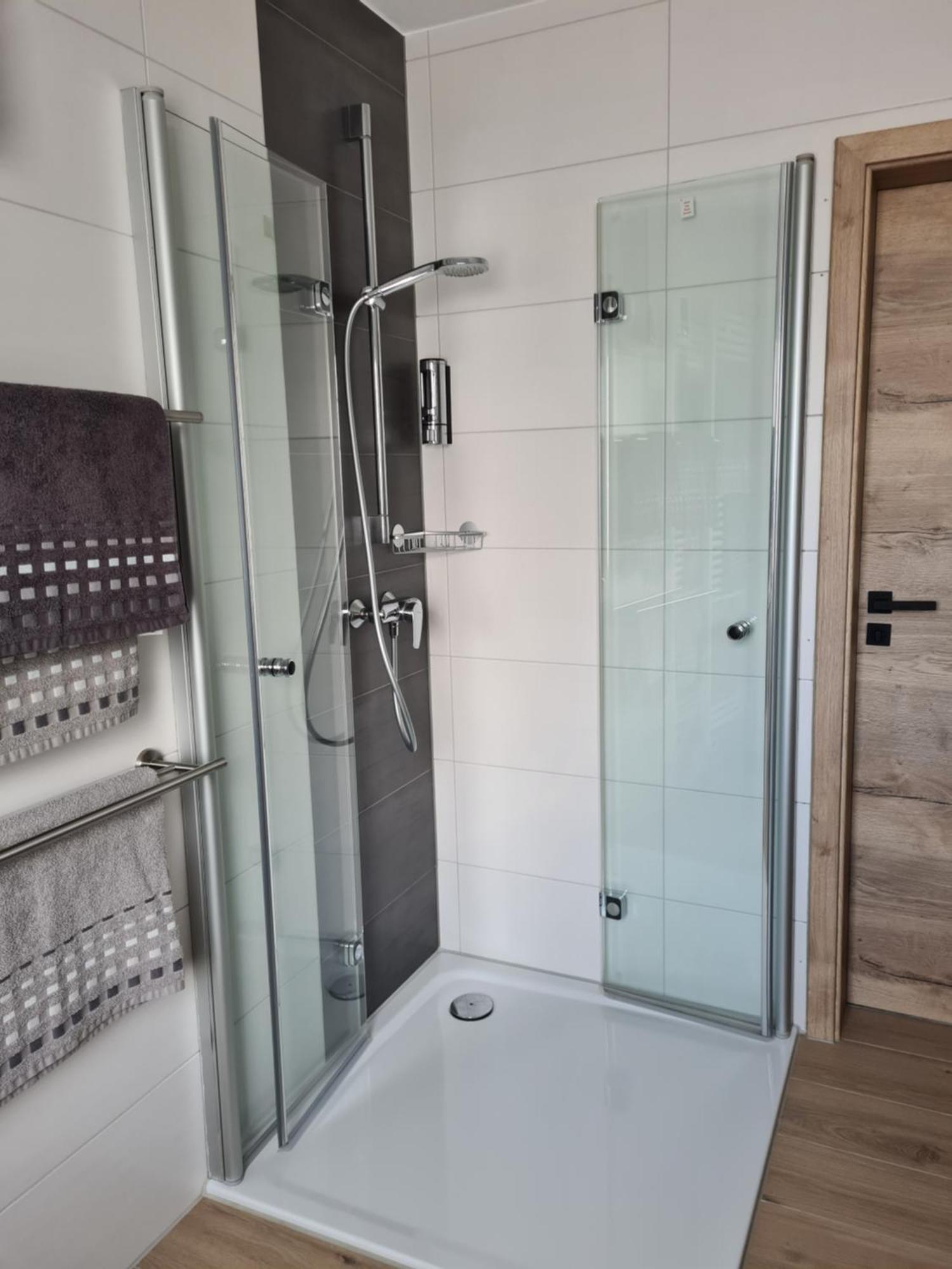 Ferienwohnung Burgblick Pelm Esterno foto
