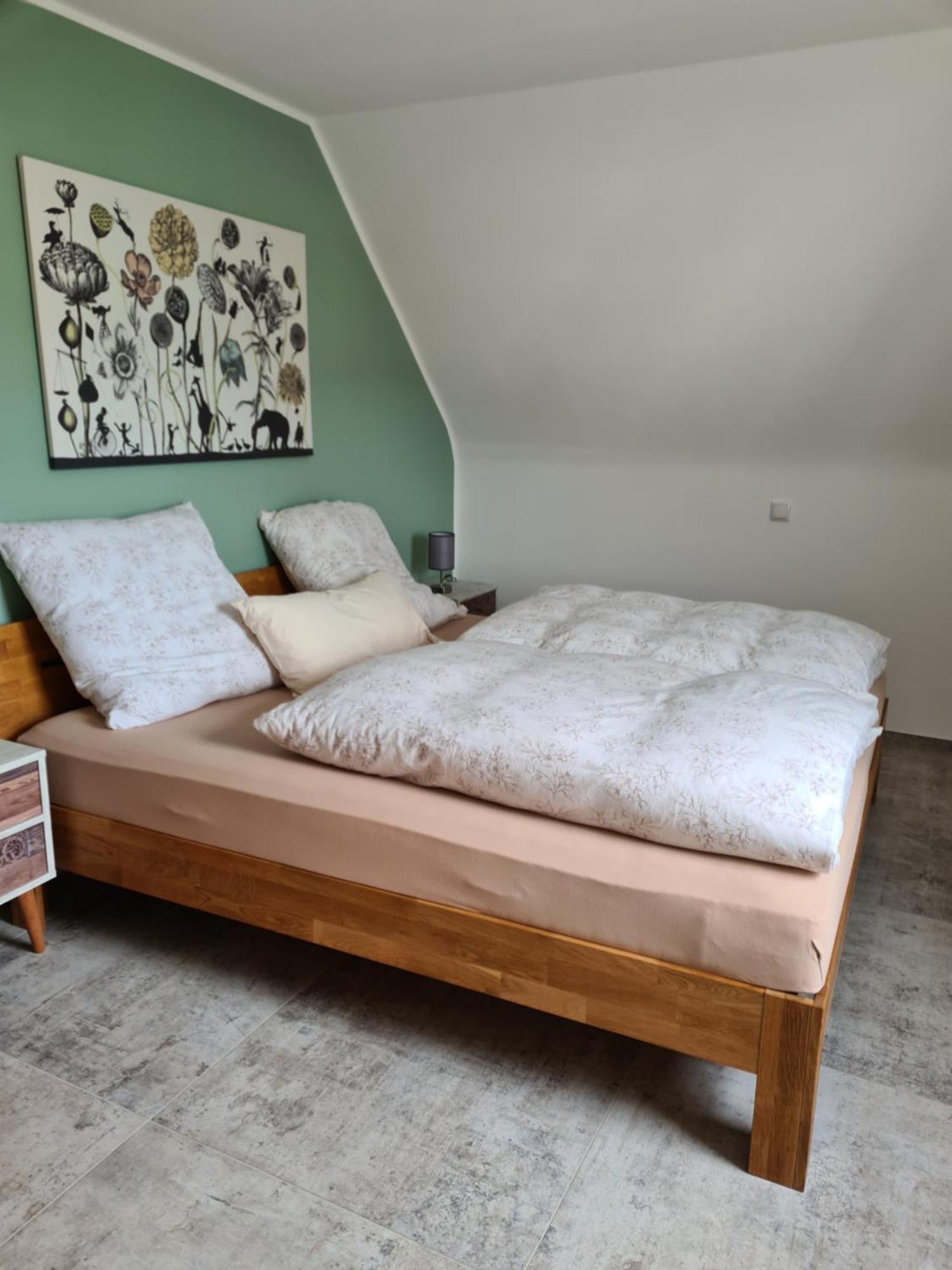 Ferienwohnung Burgblick Pelm Esterno foto